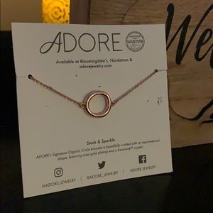 Adore circle bracelet